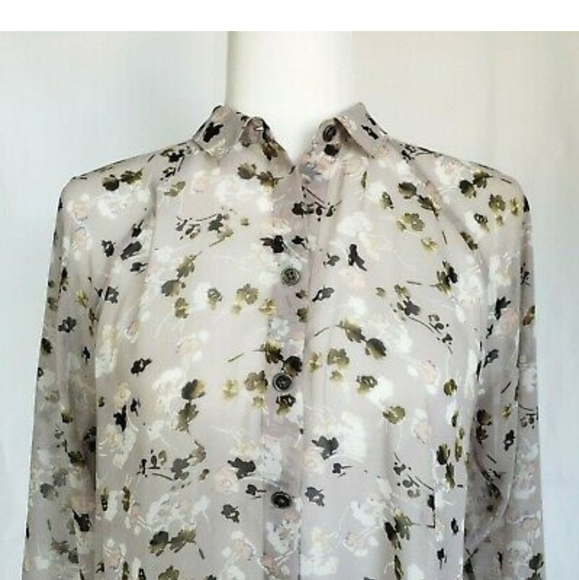 Cabi #5204 Matinee Top Gray Sheer Floral XS - Picture 3 of 6